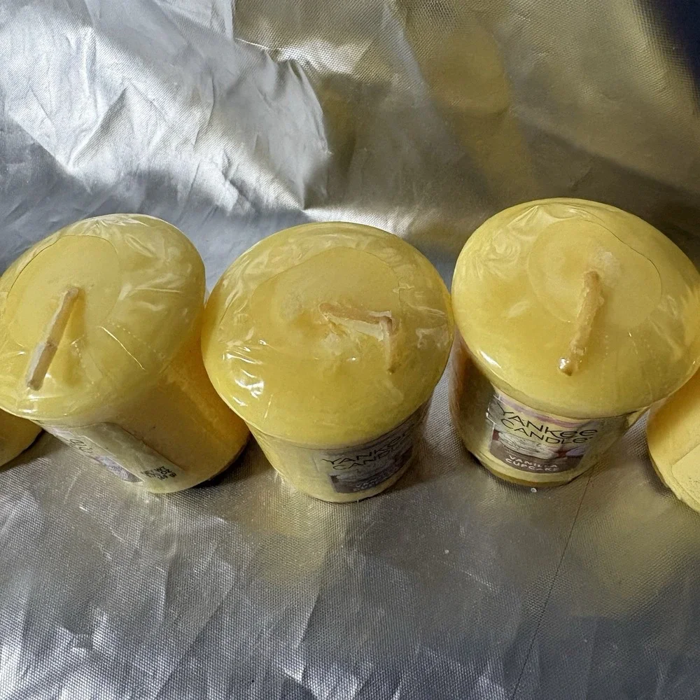 Yankee Candle‎ Vanilla Cupcake Votives Pack 6–NEW Sealed